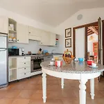 Mariposa - 500m From The Beach